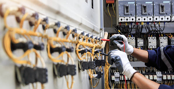 Professional Electrician technician working in Thousand Palms, CA